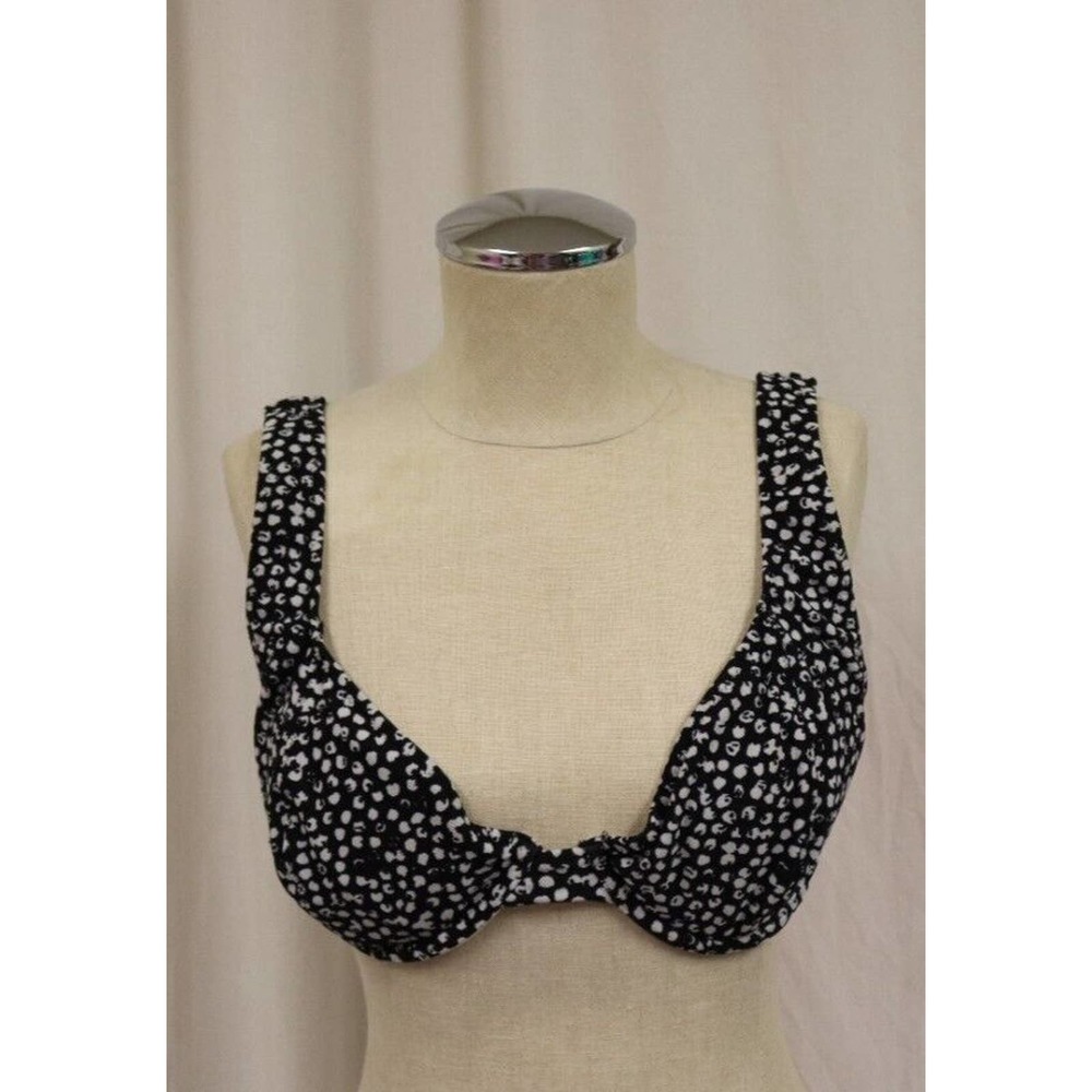 Volcom Bra XL Underwire. Black and White